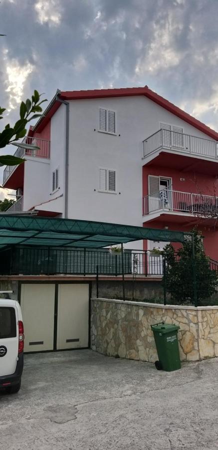 Apartments Boljat Трогир Екстериор снимка