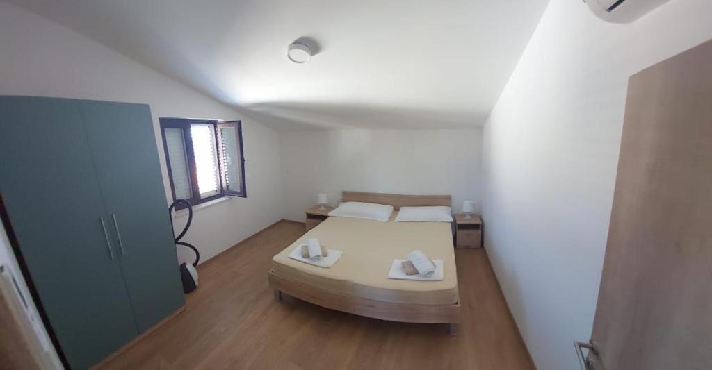 Apartments Boljat Трогир Екстериор снимка