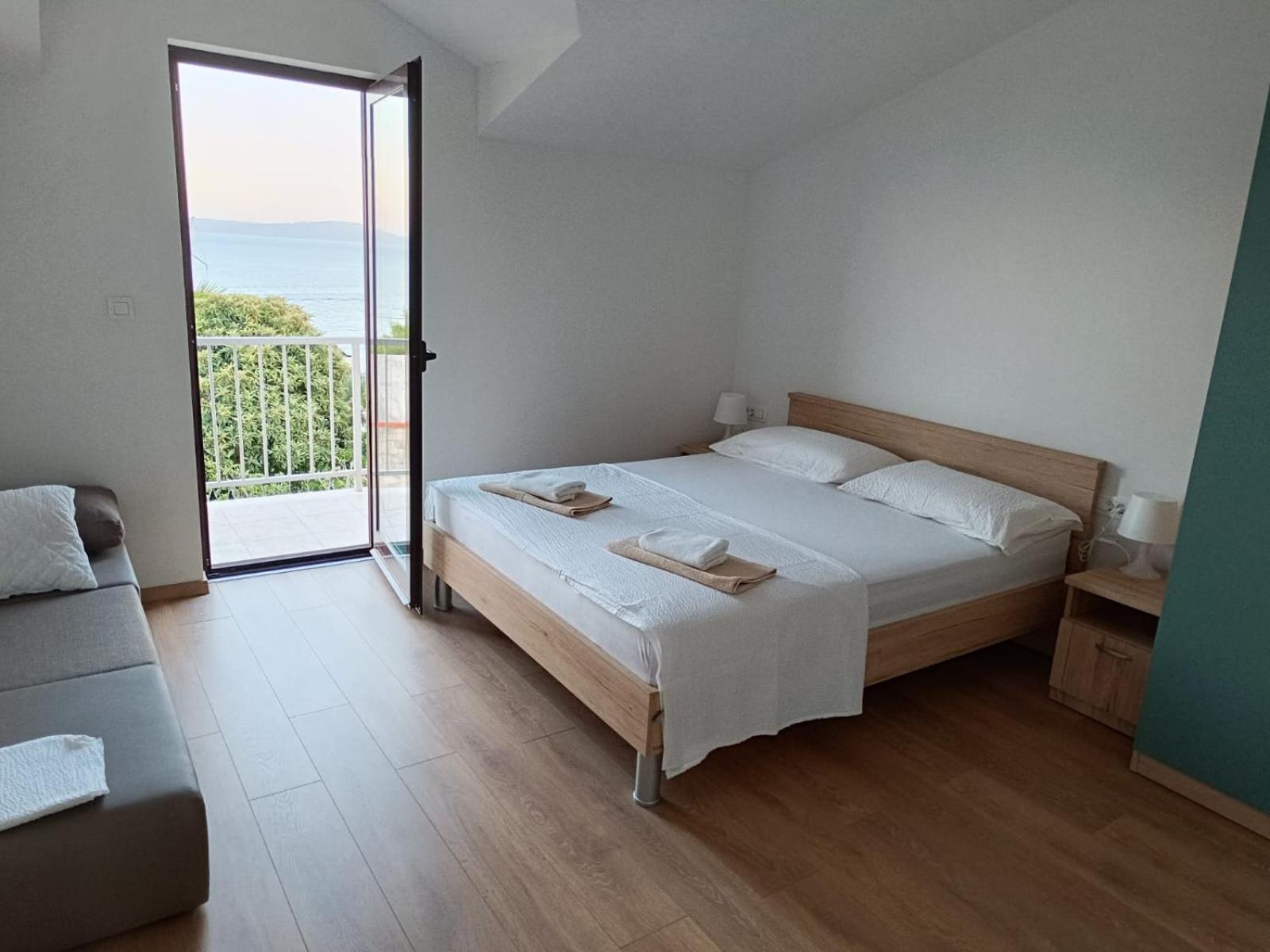 Apartments Boljat Трогир Екстериор снимка