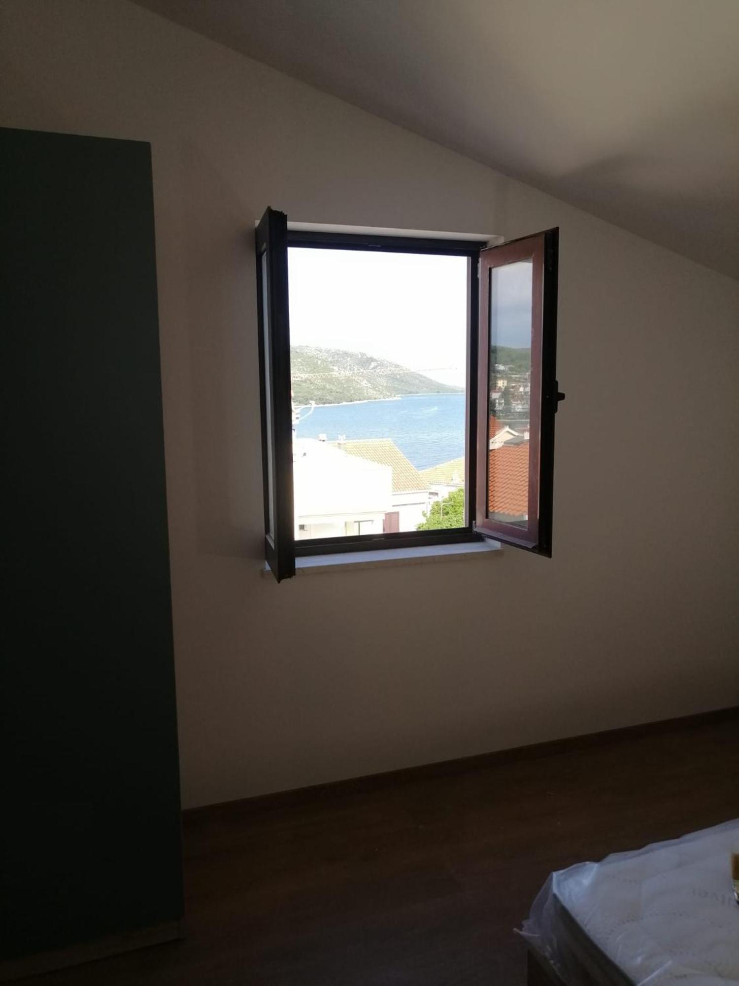 Apartments Boljat Трогир Стая снимка